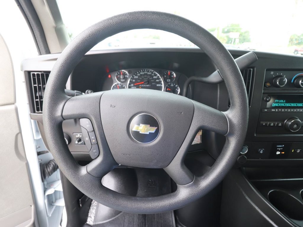 Used 2025 Chevrolet Express 3500 LT w/ LT Preferred Equipment Group RWD image 21