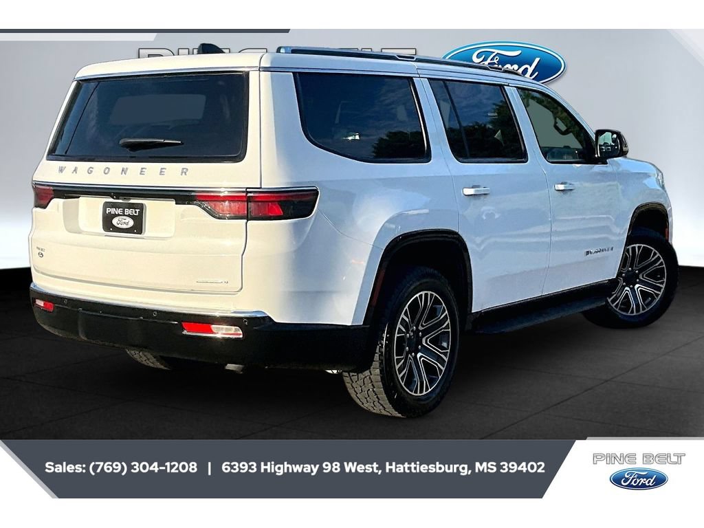 Used 2024 Jeep Wagoneer Series II w/ Flexible Seating Group AWD/4WD image 11