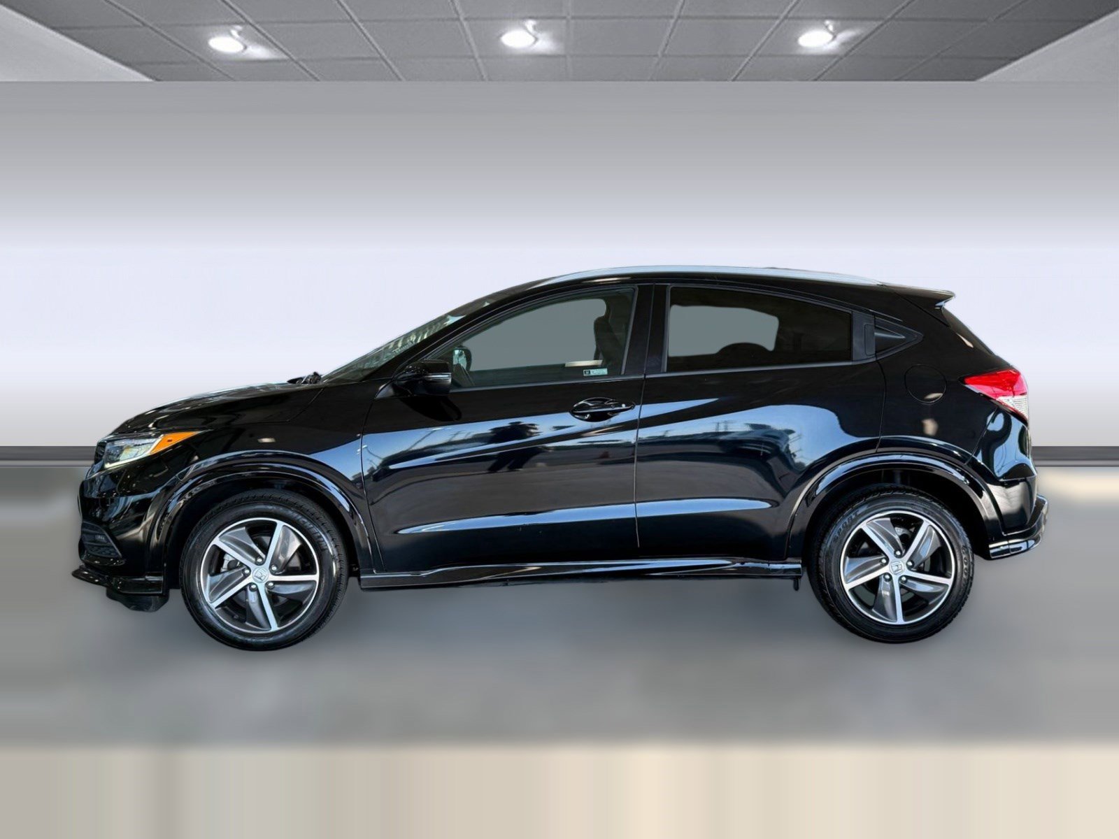 Used 2020 Honda HR-V Touring image 2