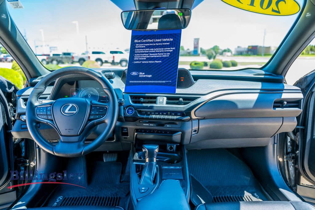 Used 2019 Lexus UX 250h w/ Premium Package AWD/4WD image 13