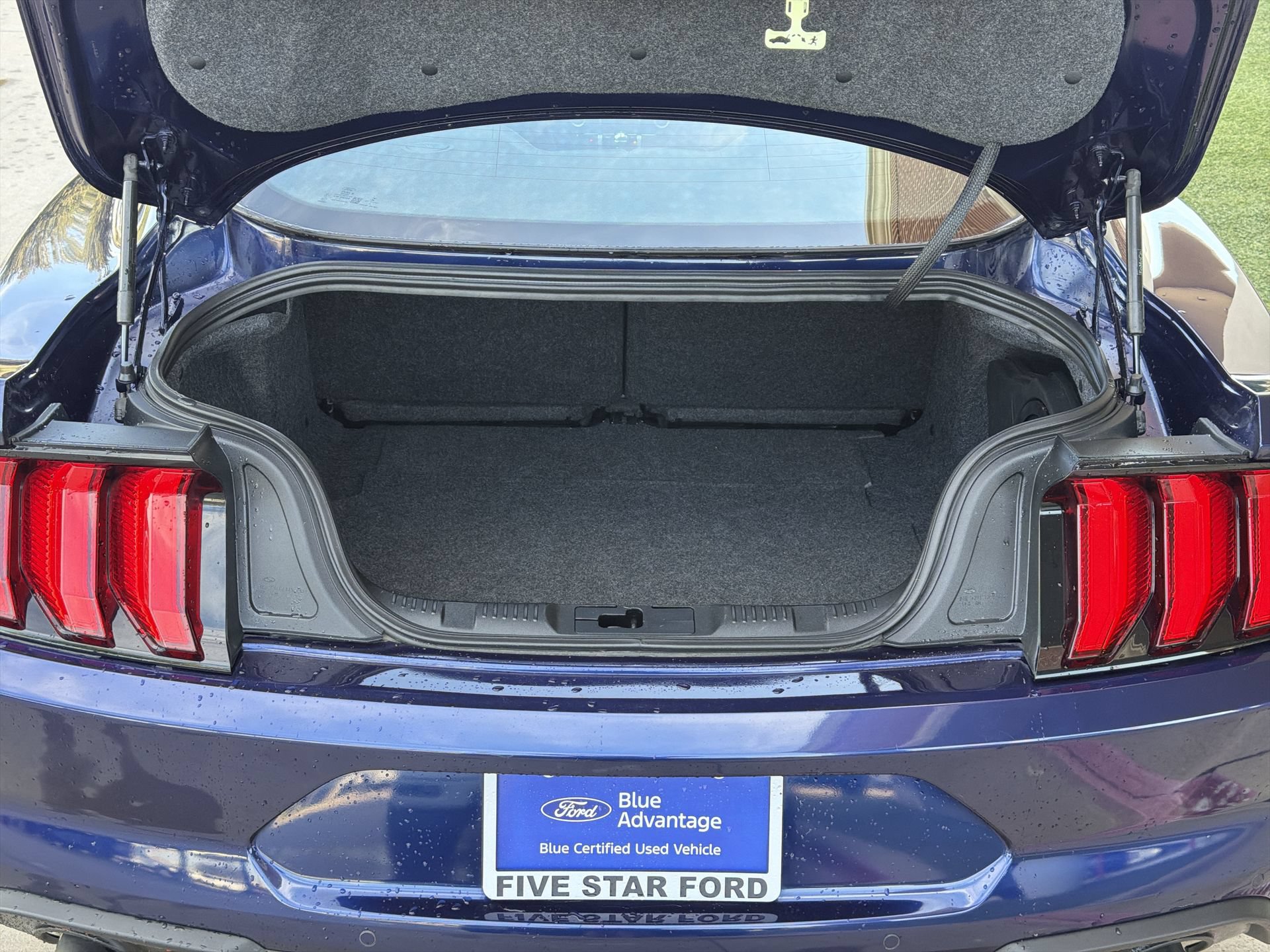Certified 2020 Ford Mustang Coupe RWD image 23