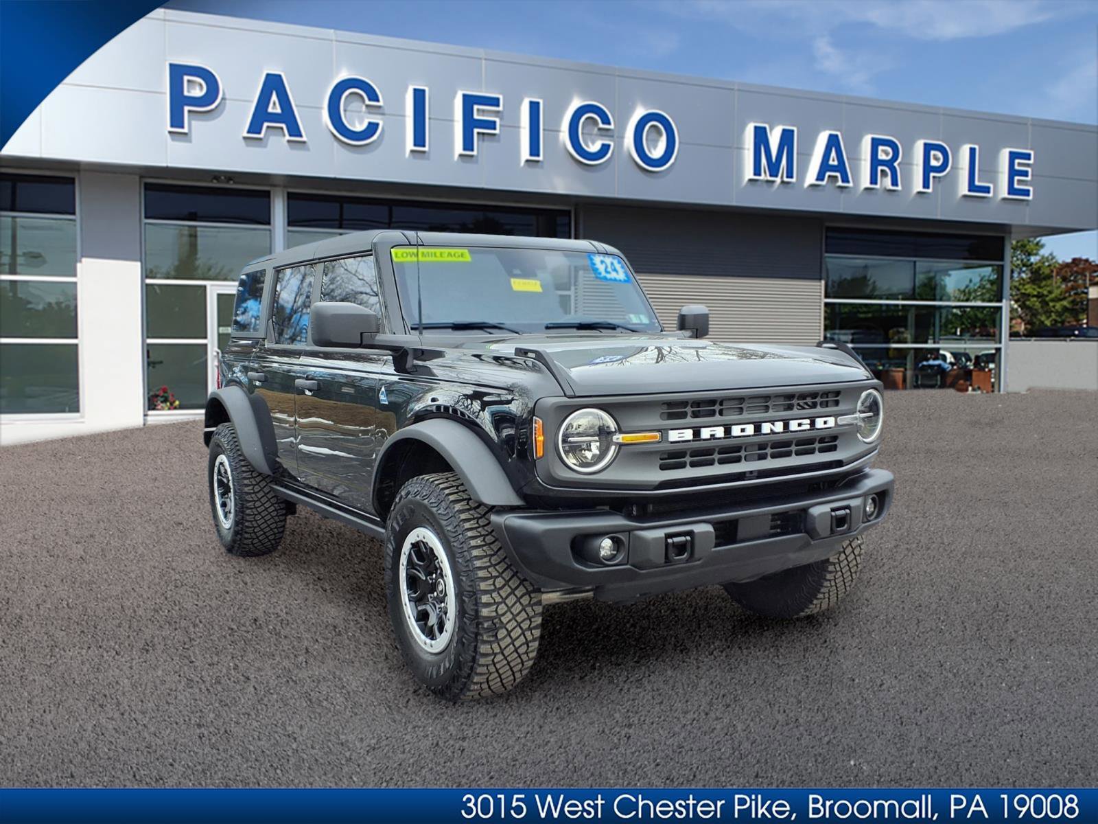 Certified 2024 Ford Bronco Black Diamond w/ Sasquatch Package image 8