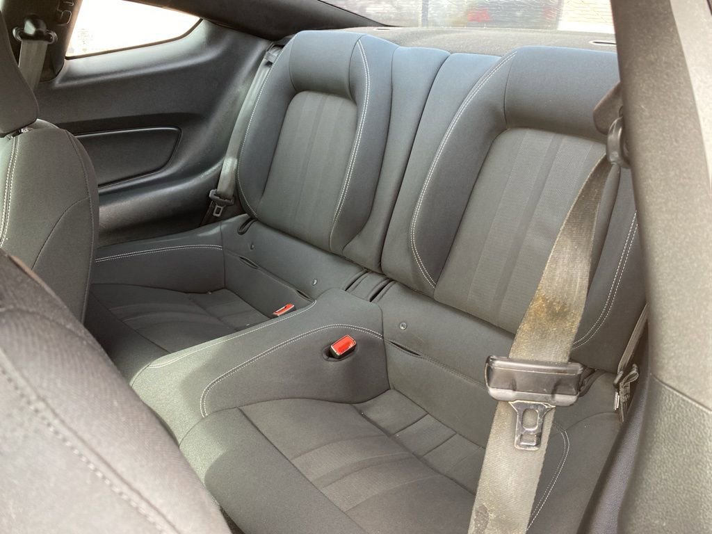 Certified 2019 Ford Mustang Coupe image 18