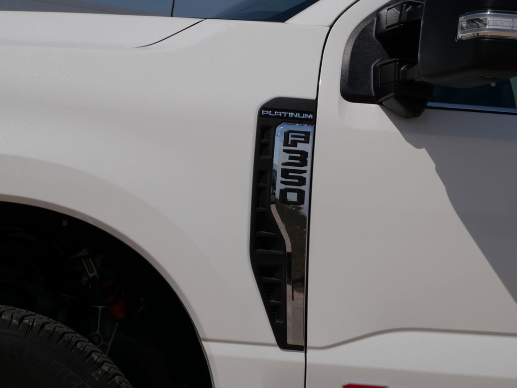 Certified 2026 Ford F350 Platinum w/ Platinum Plus Package image 12