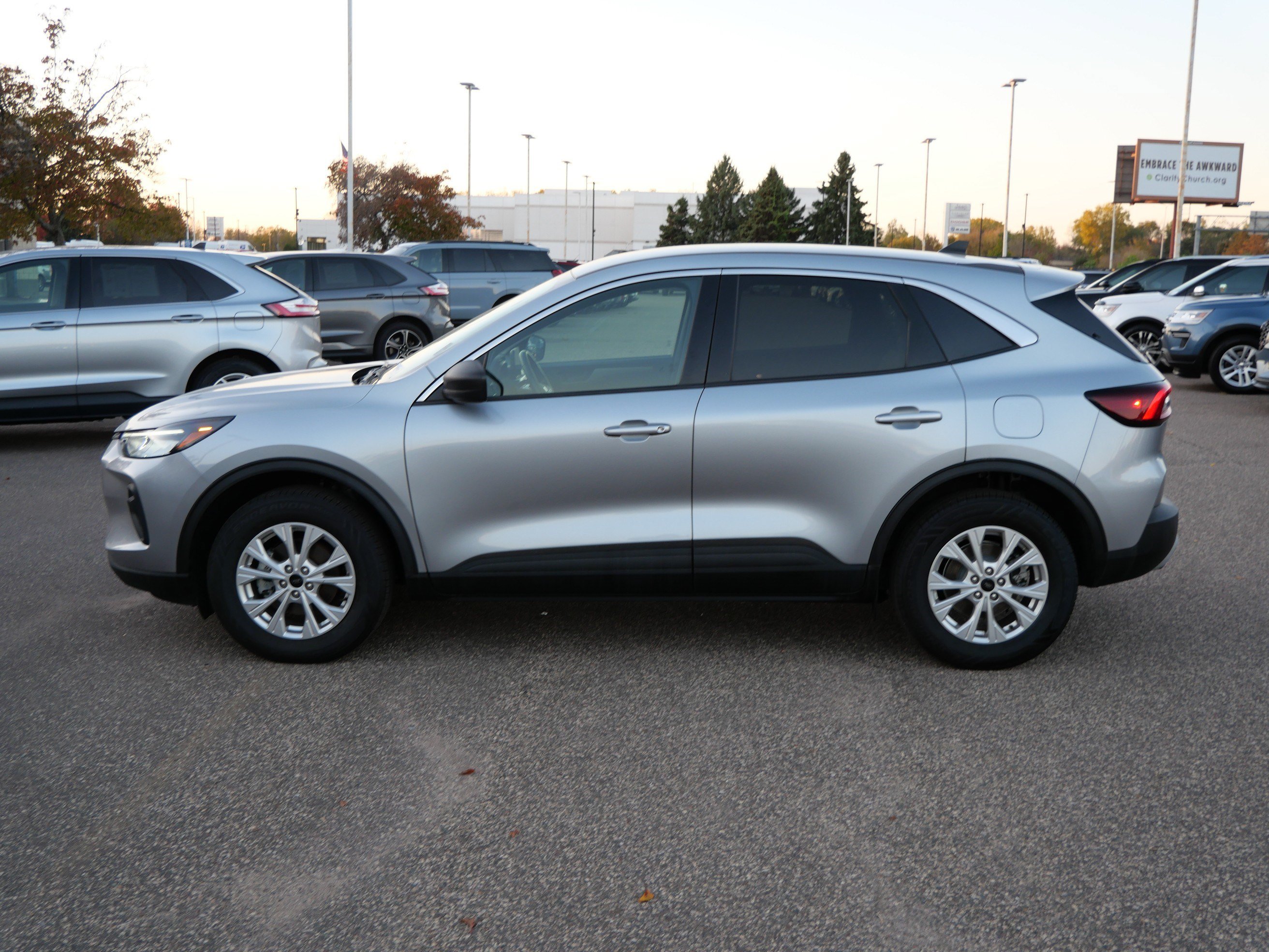 Certified 2018 Ford Escape S FWD image 4