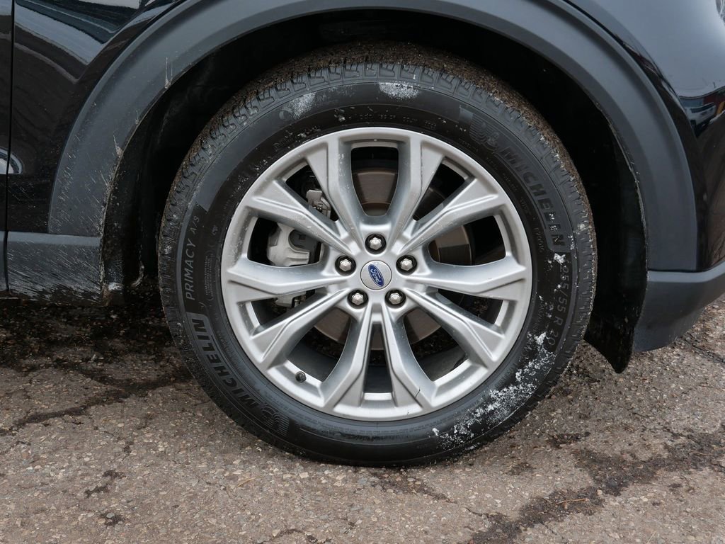 Certified 2023 Ford Explorer Limited w/ Limited Technology Package AWD/4WD image 7