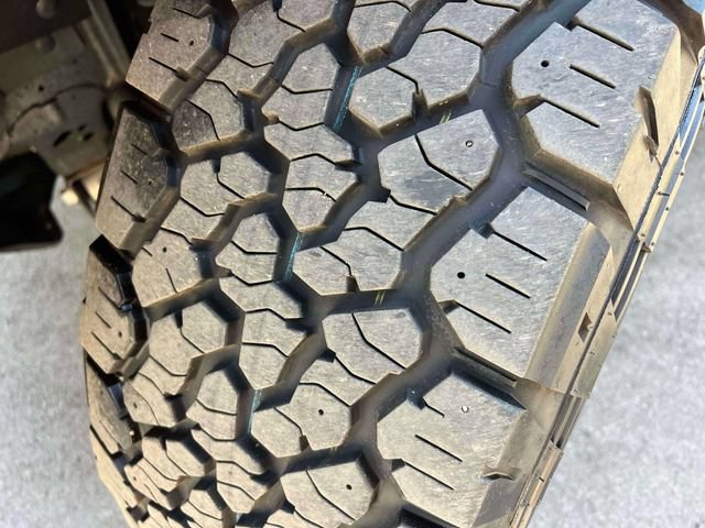 Certified 2024 Ford Bronco Black Diamond AWD/4WD image 12