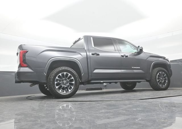 Used 2025 Toyota Tundra Limited AWD/4WD image 24