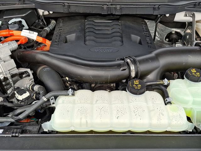 Certified 2023 Ford F150 XLT w/ Equipment Group 302A High image 28