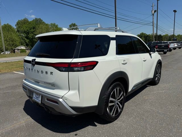 Used 2023 Nissan Pathfinder Platinum AWD/4WD image 10