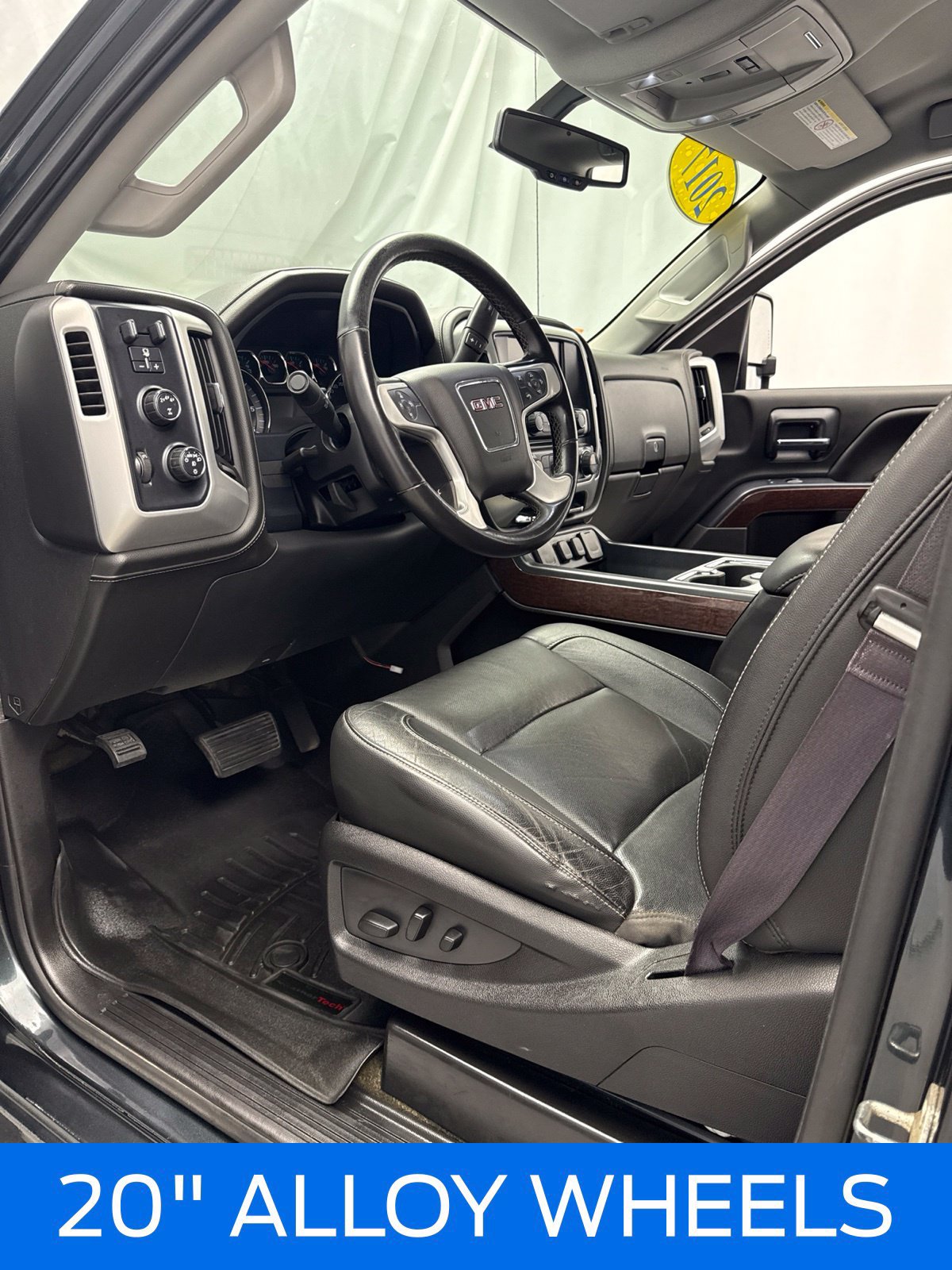Used 2017 GMC Sierra 2500 SLT w/ Snow Plow Prep Package AWD/4WD image 12