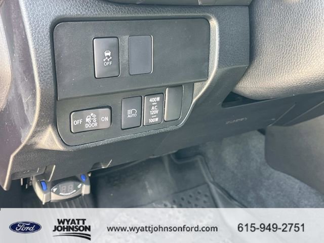 Used 2021 Toyota Tacoma TRD Off-Road w/ Technology Package AWD/4WD image 29