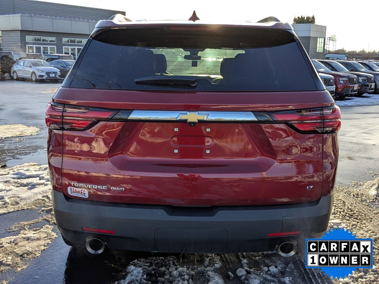 Used 2023 Chevrolet Traverse LT image 4