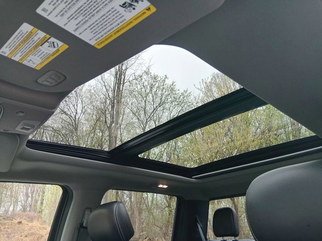 Certified 2019 Ford F150 Lariat w/ Equipment Group 502A Luxury image 15