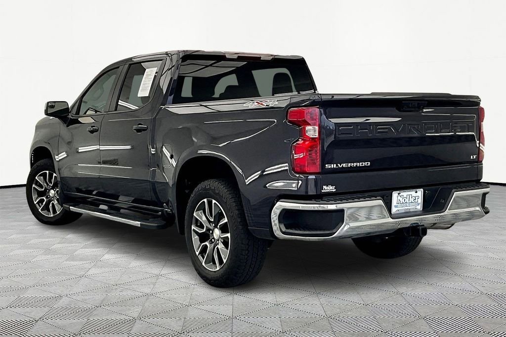 Used 2024 Chevrolet Silverado 1500 LT image 2