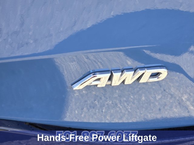 Used 2025 Toyota RAV4 XSE w/ Advanced Technology Package AWD/4WD image 10