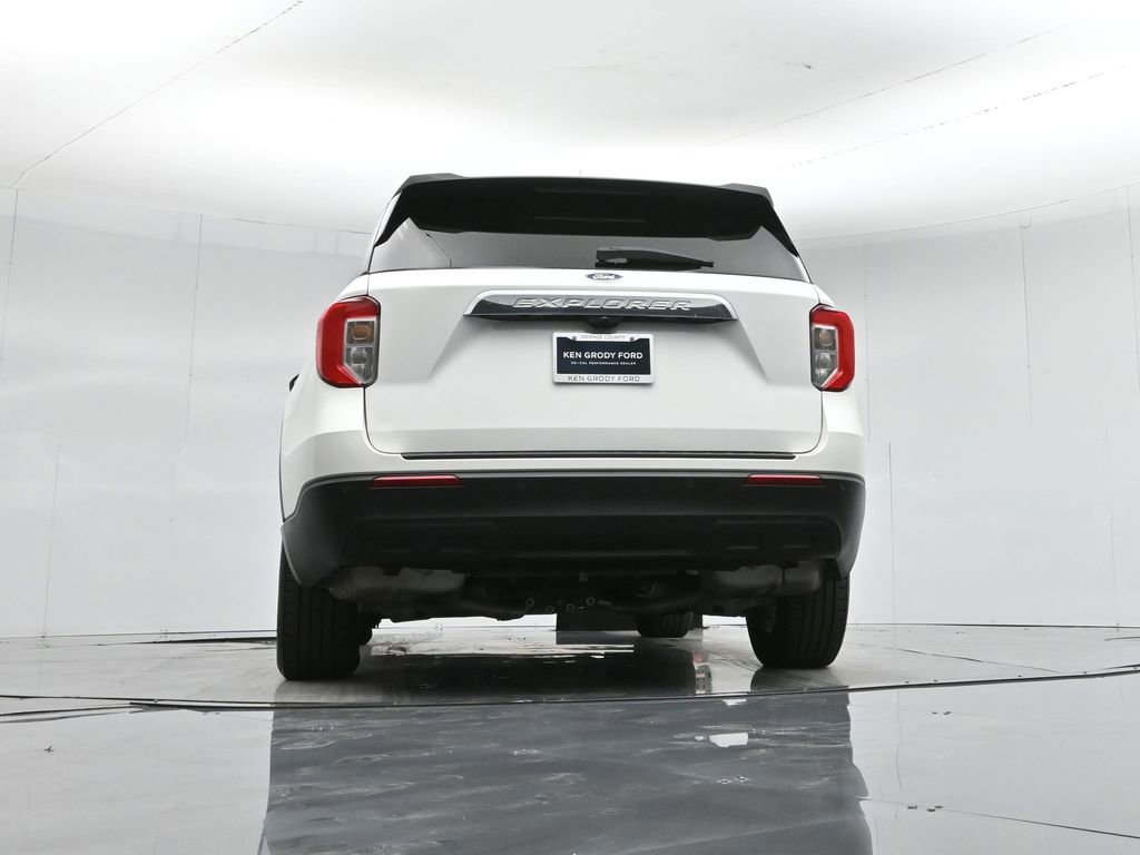 Certified 2023 Ford Explorer XLT image 17