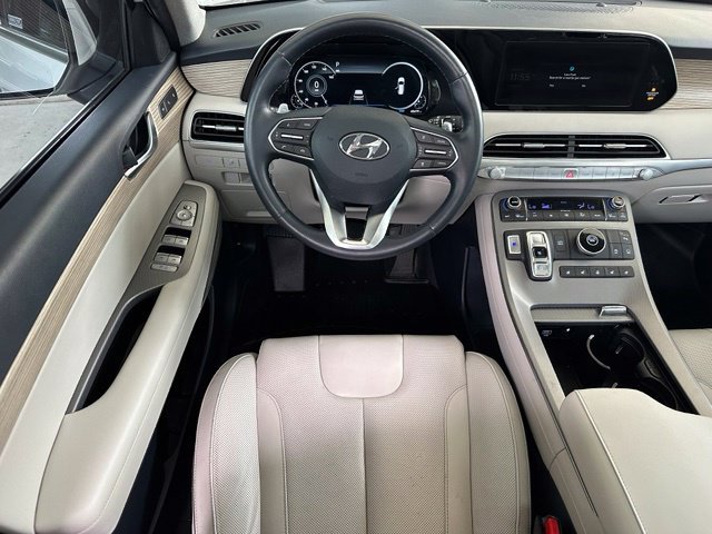 Used 2021 Hyundai Palisade Limited FWD image 13