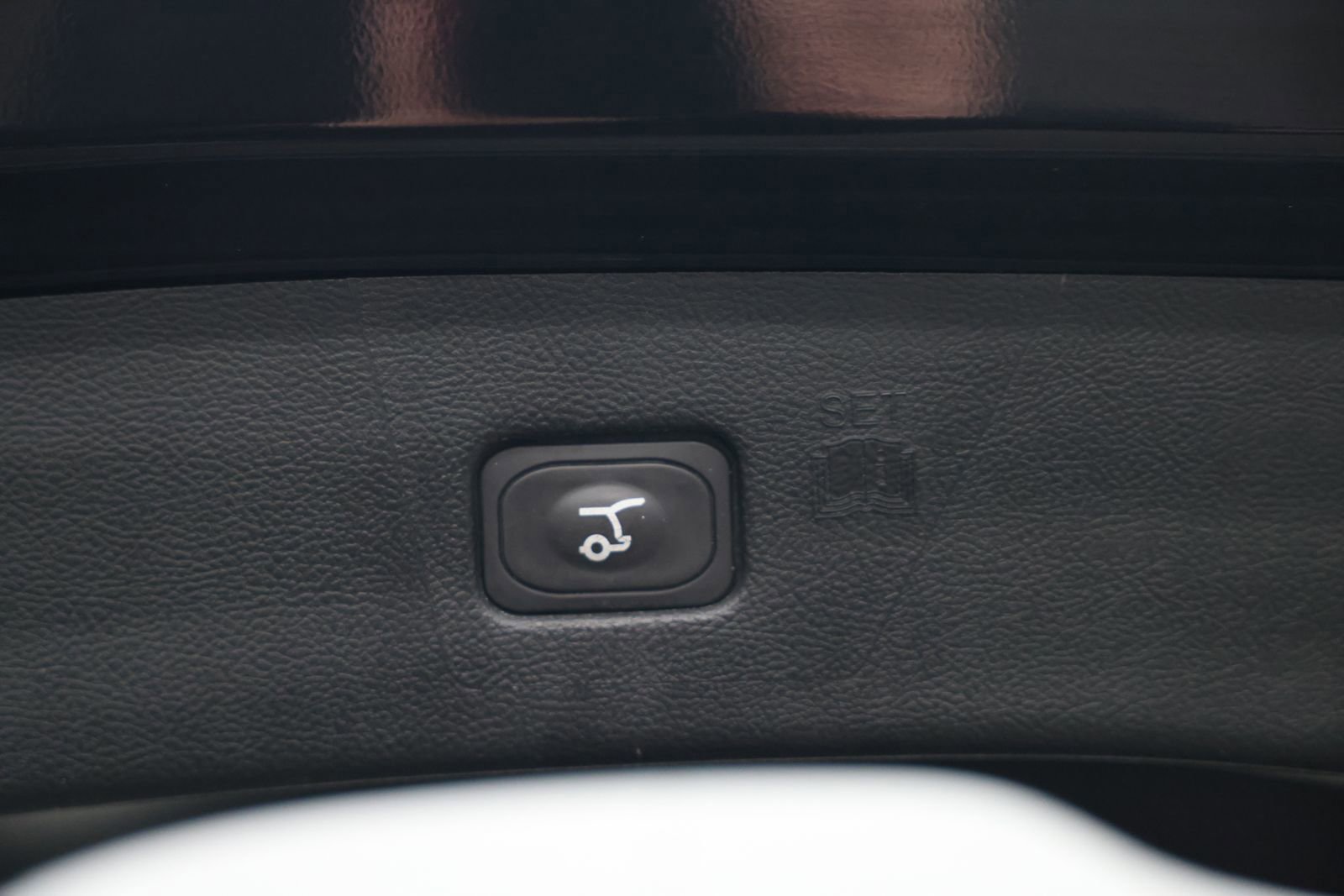 Certified 2022 Ford Edge SEL w/ Convenience Package image 14