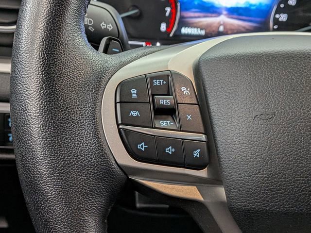 Certified 2021 Ford Explorer XLT w/ Equipment Group 202A image 33
