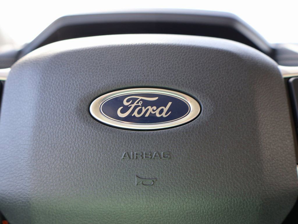 Certified 2022 Ford Expedition Max XLT image 27