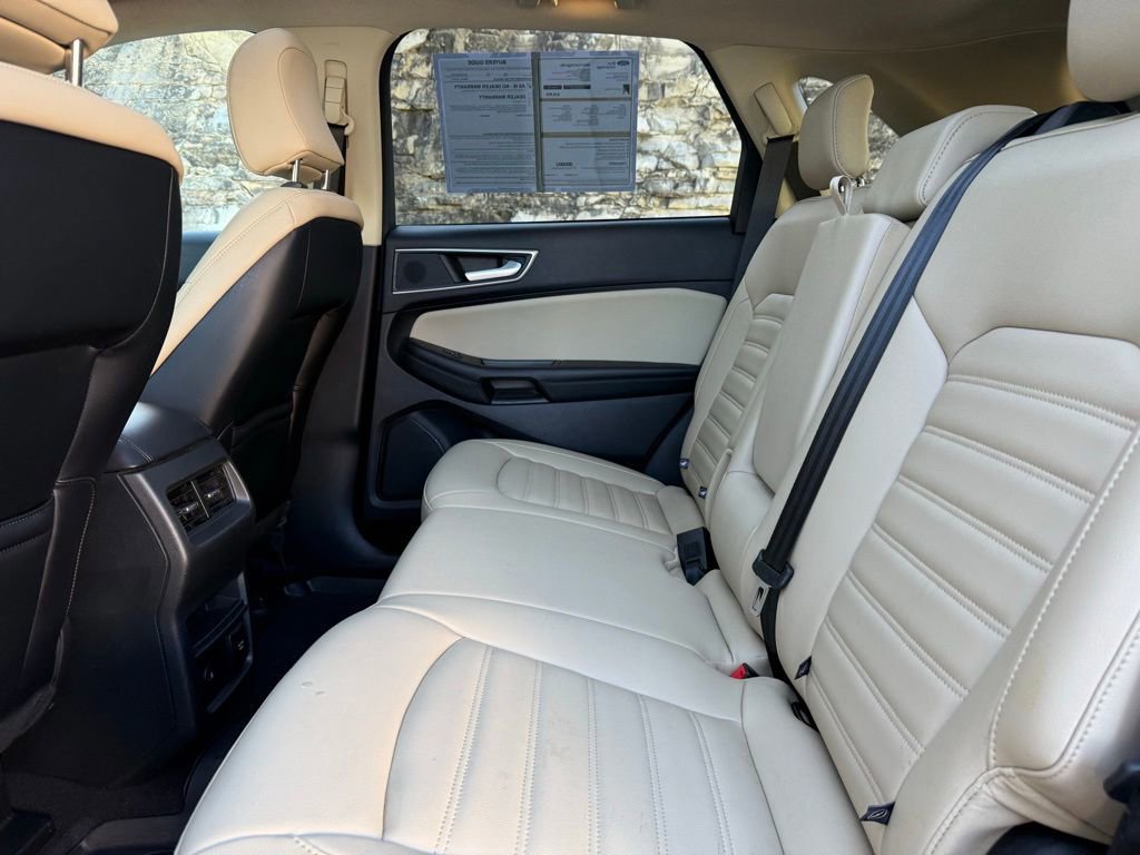 Certified 2023 Ford Edge SEL w/ Convenience Package image 12