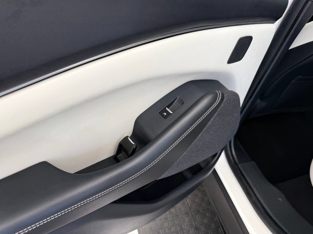 Certified 2023 Ford Mustang Mach-E Premium RWD image 21
