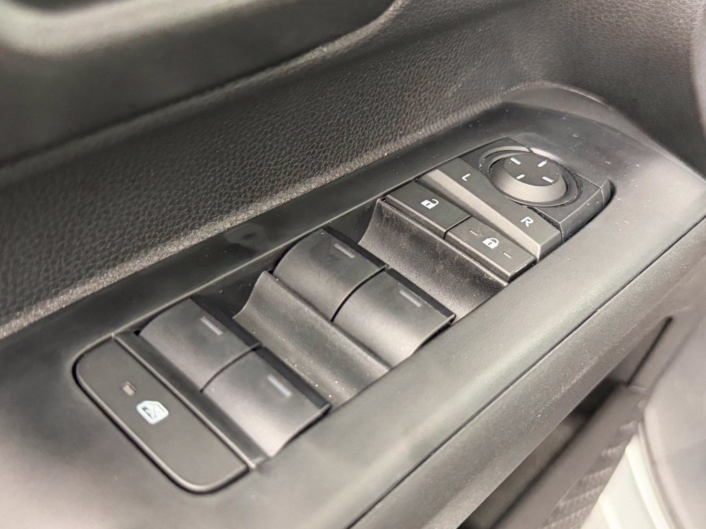 Used 2026 Toyota Tacoma SR5 AWD/4WD image 18