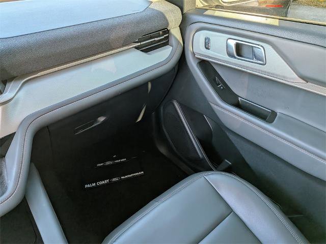 Certified 2025 Ford Explorer Active w/ Active Comfort Package image 15