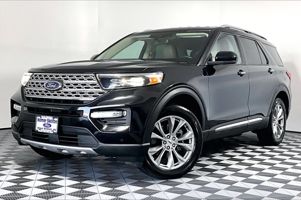 Certified 2023 Ford Explorer Limited AWD/4WD image 2
