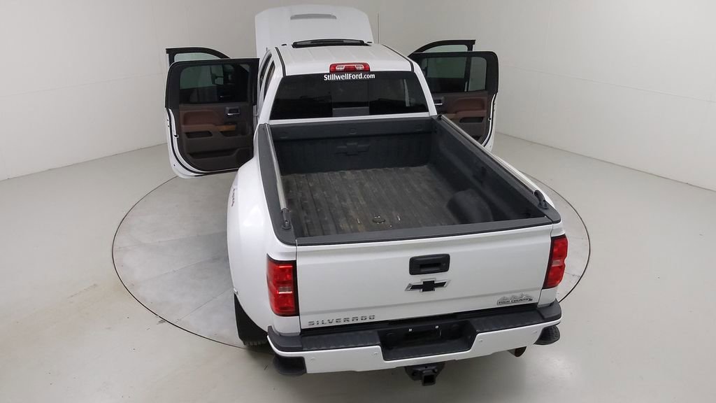 Used 2017 Chevrolet Silverado 3500 High Country image 55