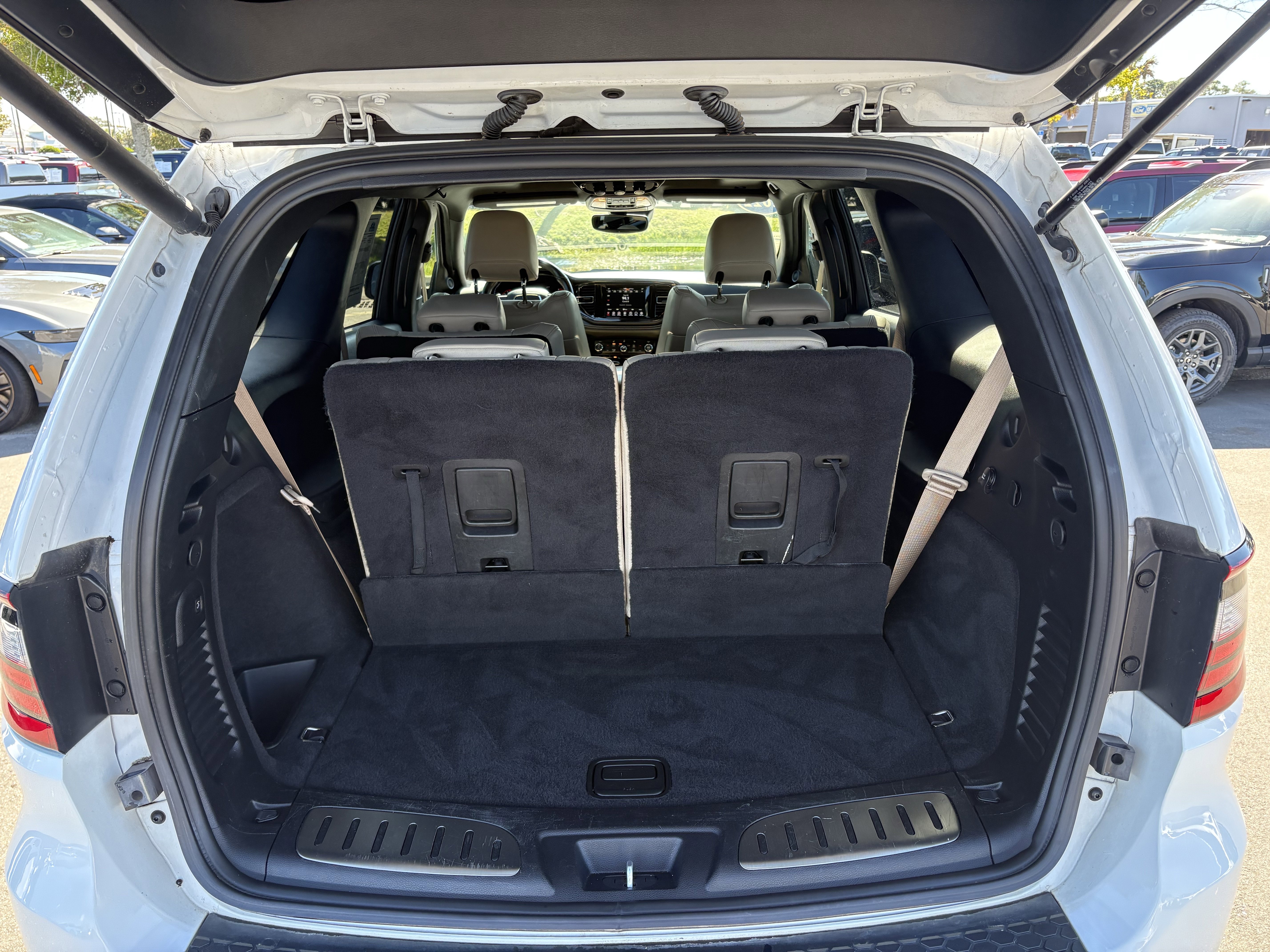 Used 2022 Dodge Durango GT image 14
