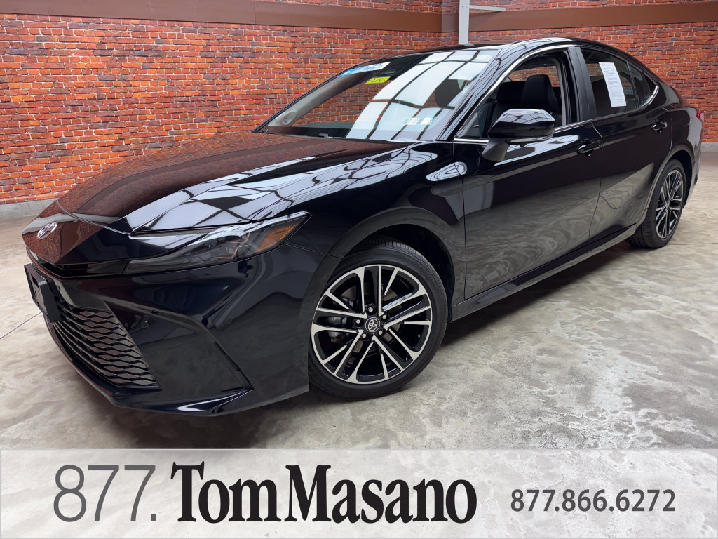 Used 2025 Toyota Camry XLE w/ Premium Plus Package