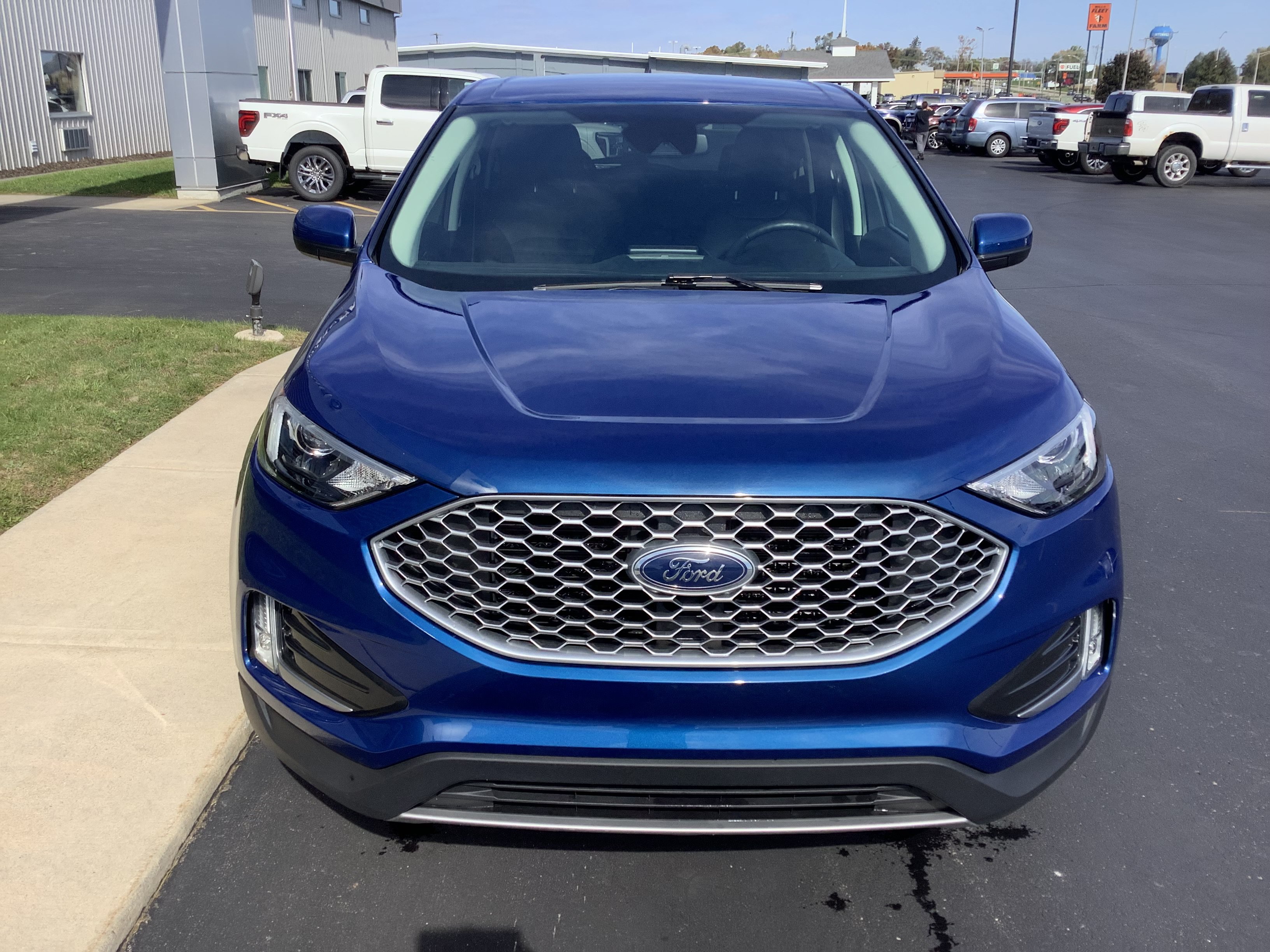 Certified 2024 Ford Edge SEL AWD/4WD image 3