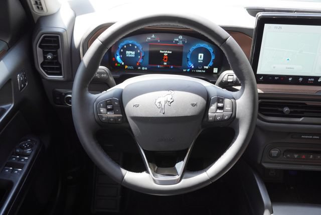 Certified 2025 Ford Bronco Sport Outer Banks w/ Outer Banks Tech Package+ AWD/4WD image 15
