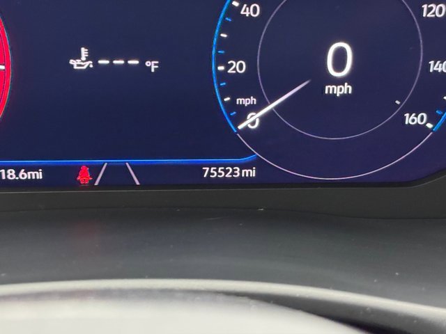 Used 2021 Volkswagen Atlas Cross Sport SEL Premium image 16