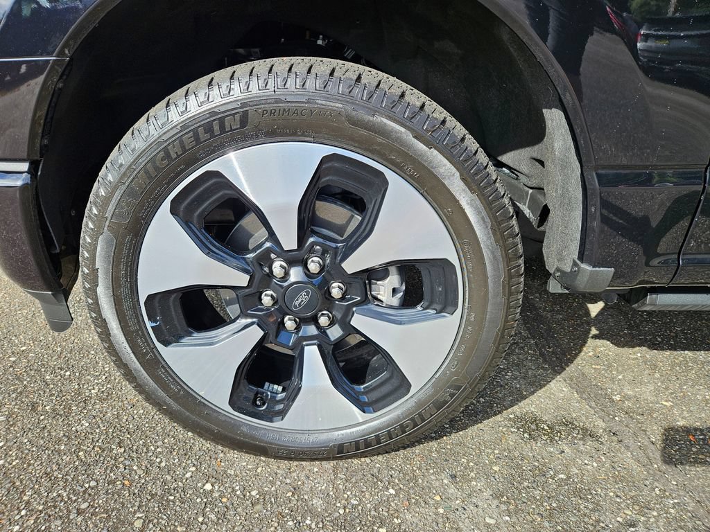 Certified 2025 Ford F150 Lightning Platinum AWD/4WD image 9