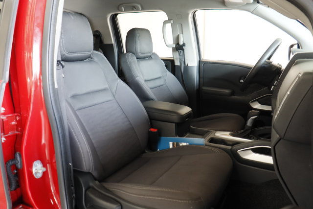 Used 2022 Nissan Frontier SV RWD image 25