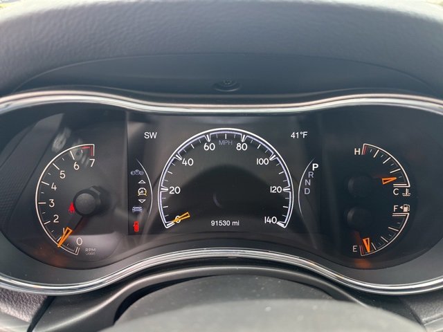 Used 2019 Jeep Grand Cherokee Limited image 14