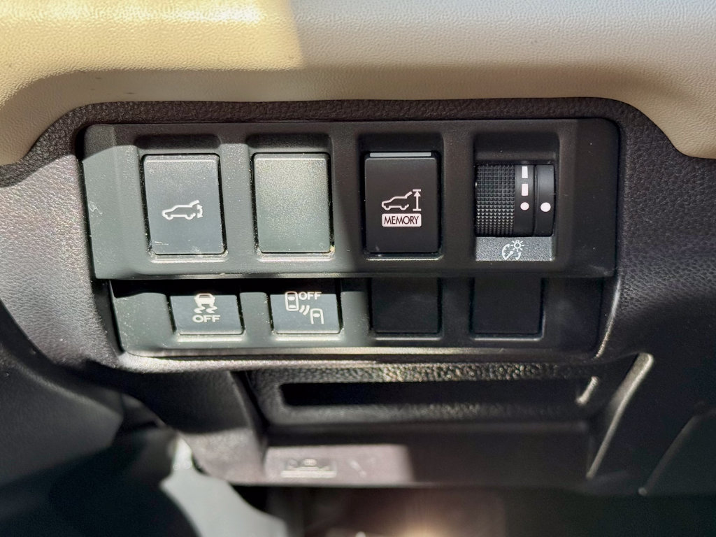 Used 2019 Subaru Ascent Touring AWD/4WD image 31