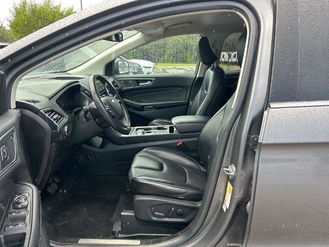 Certified 2022 Ford Edge Titanium image 9