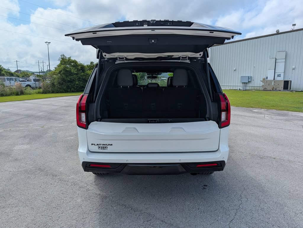 Certified 2026 Ford Expedition Platinum w/ Stealth Appearance Package AWD/4WD image 29