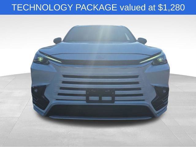 Used 2024 Lexus TX 500h AWD w/ Technology Package image 8
