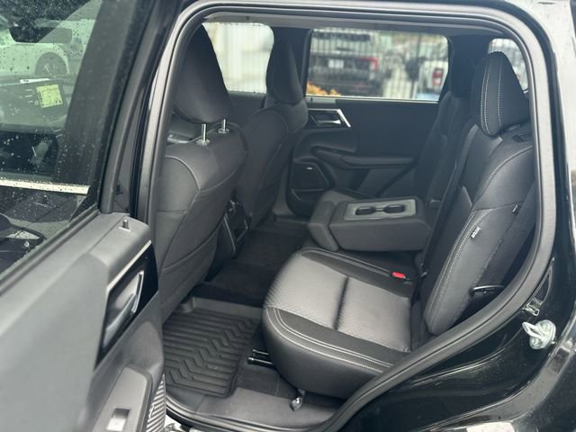 Used 2025 Mitsubishi Outlander ES FWD image 23