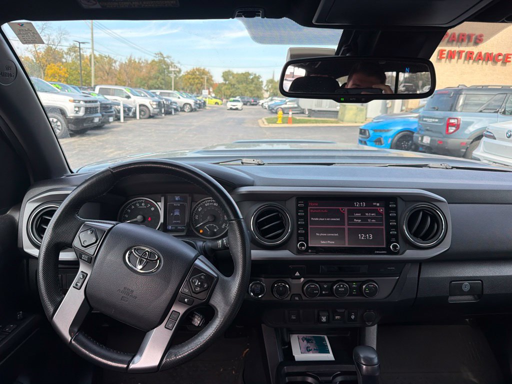 Used 2022 Toyota Tacoma TRD Sport AWD/4WD image 13