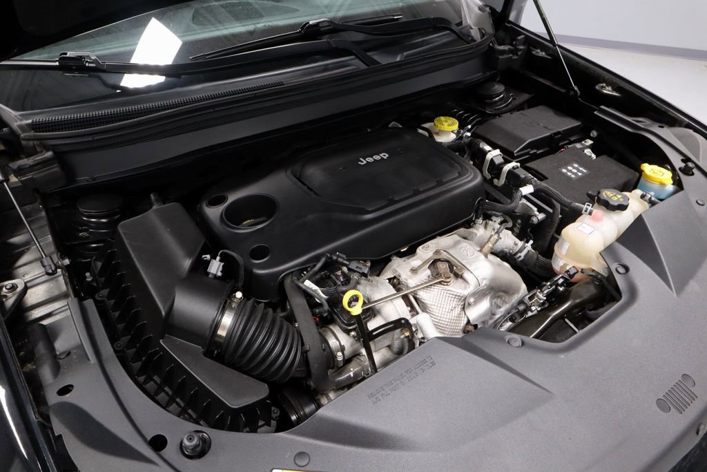 Used 2022 Jeep Cherokee Latitude Lux FWD image 17