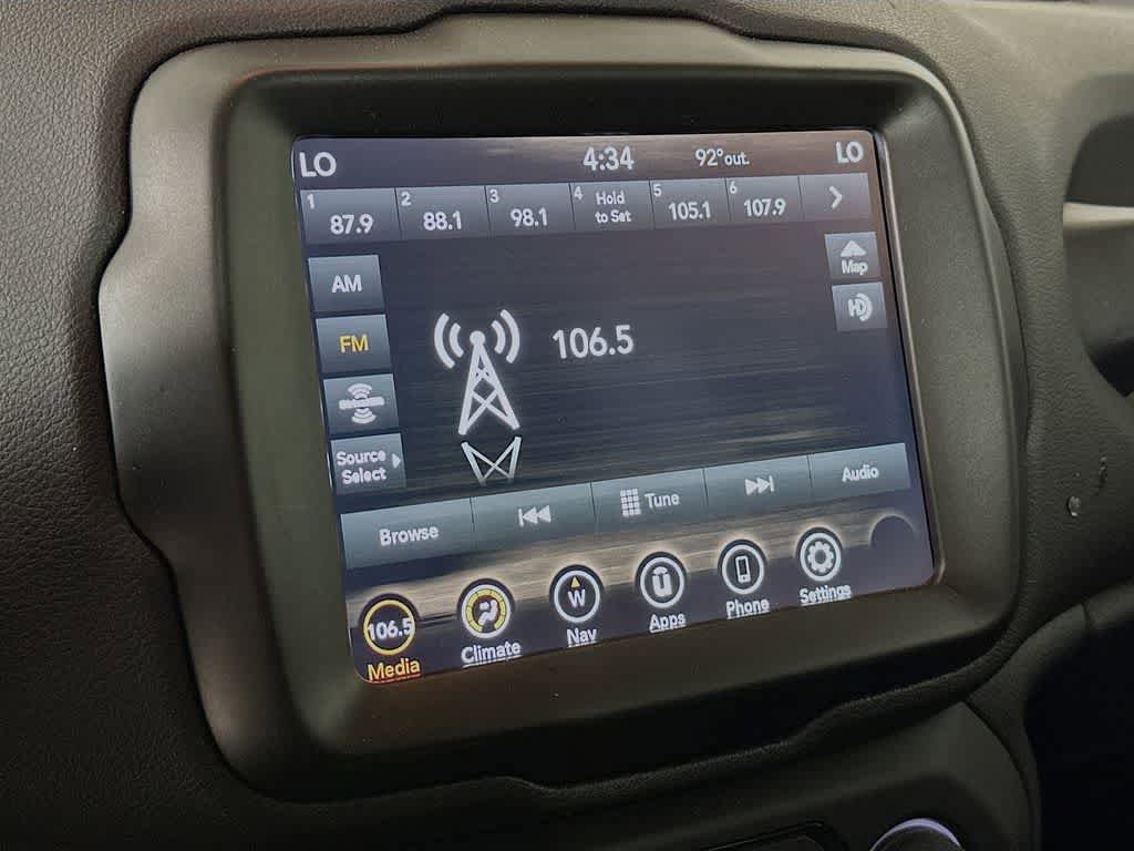 Used 2023 Jeep Renegade Latitude AWD/4WD image 16