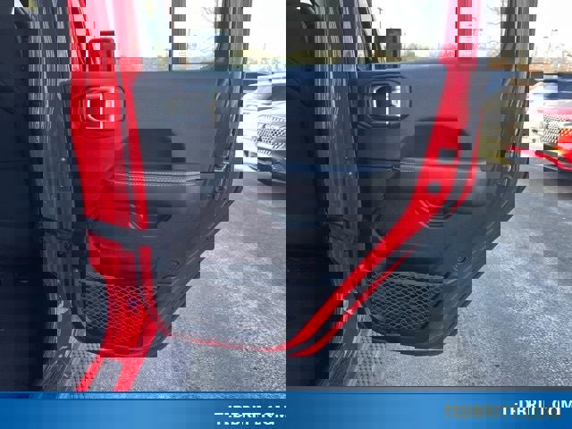 Used 2021 Jeep Wrangler Unlimited Sahara w/ Cold Weather Group image 19