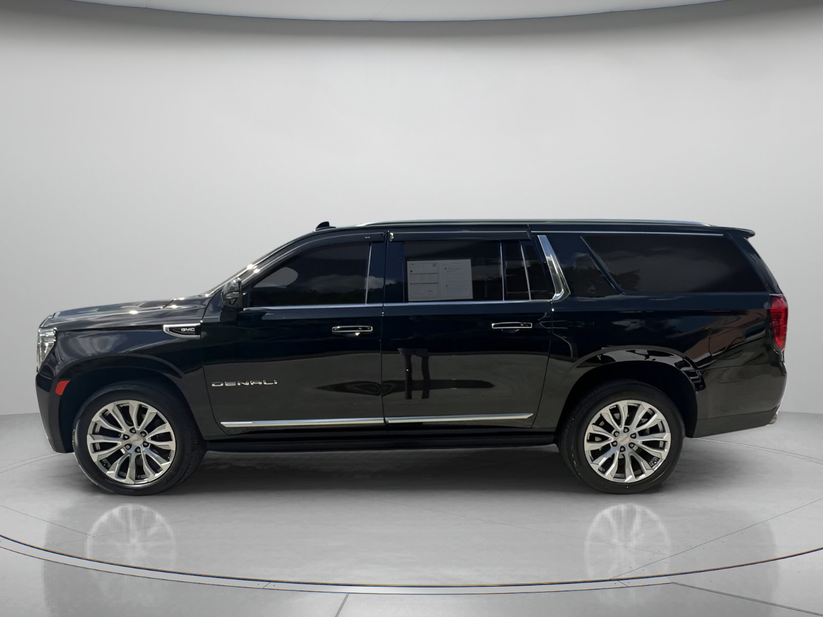 Used 2022 GMC Yukon XL Denali w/ Max Trailering Package RWD image 18