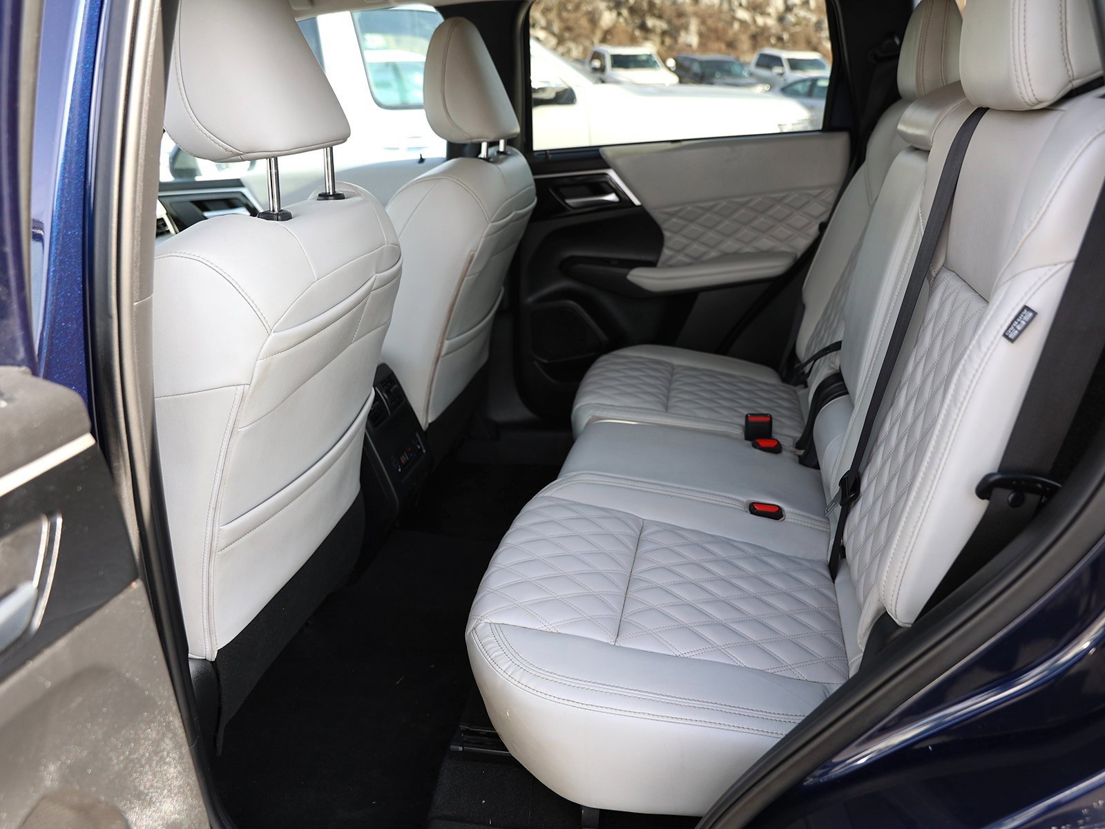 Used 2024 Mitsubishi Outlander SEL image 21